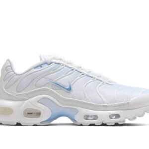 Nike Air Max Plus – White & Light Blue (Size 6.5)