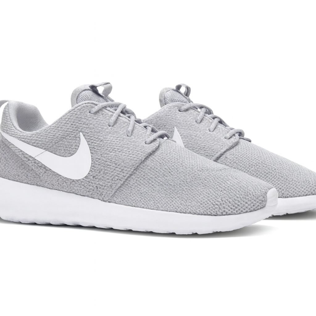 Nike Roshe Rosherun Trainers - Wolf Grey
